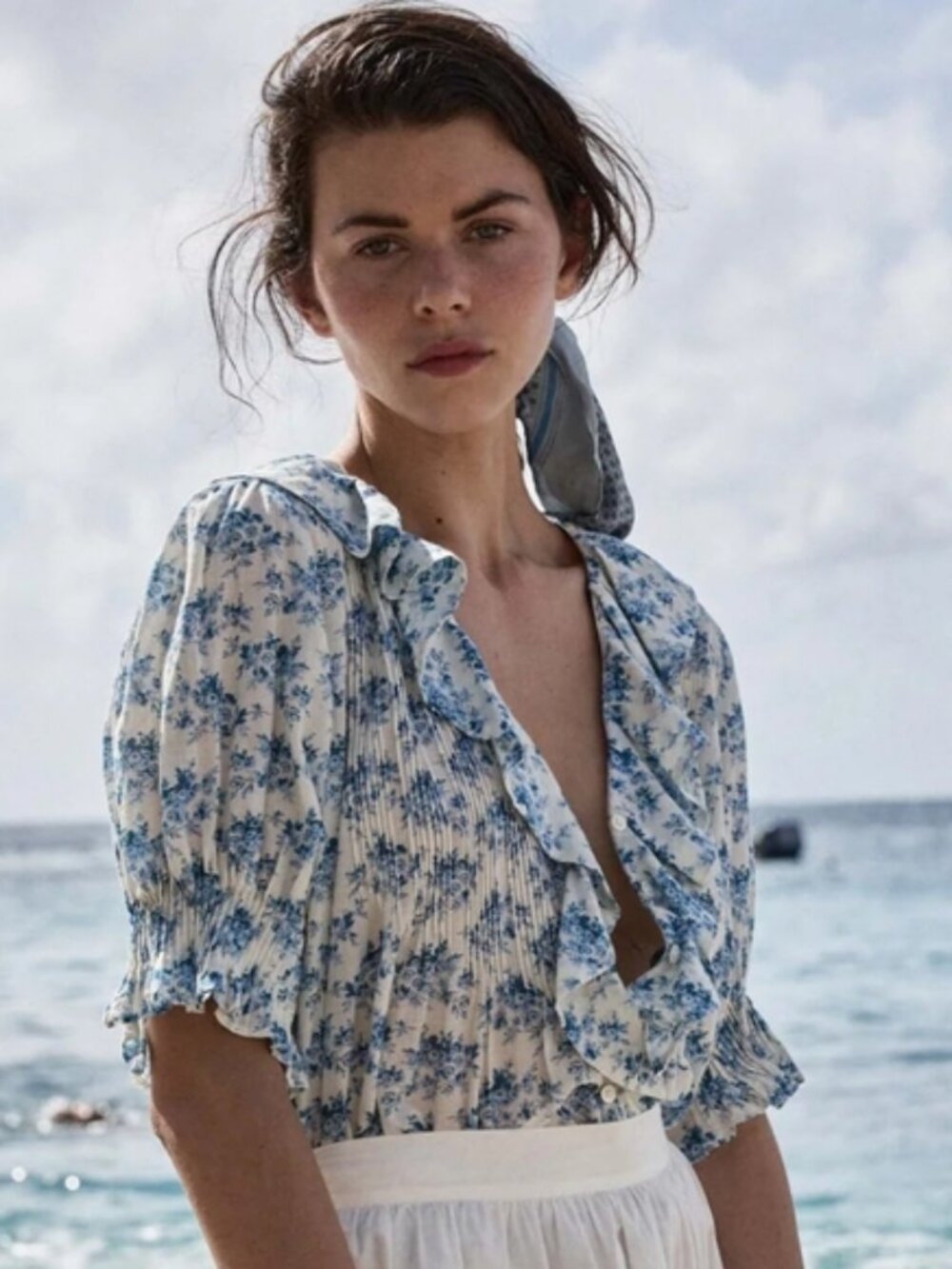 🆕 Doen Henri Floral Ruffle Blouse IN BLEU ROSIER FLORAL Small